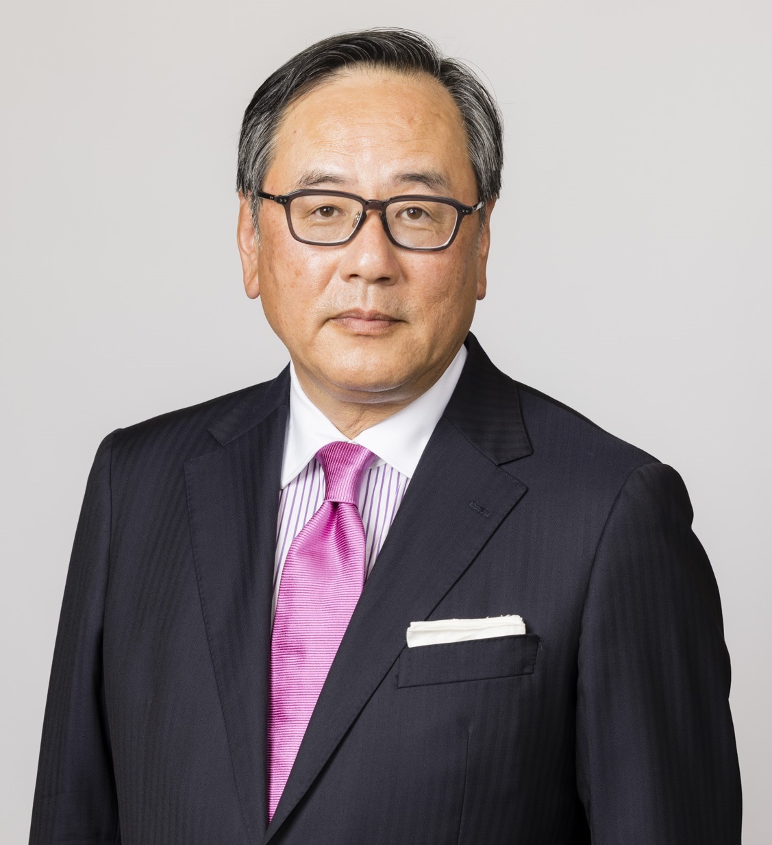 取締役頭取　山川　信彦